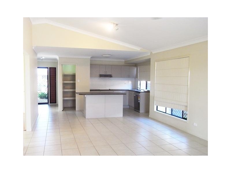 4a Panama Court, Burdell QLD 4818