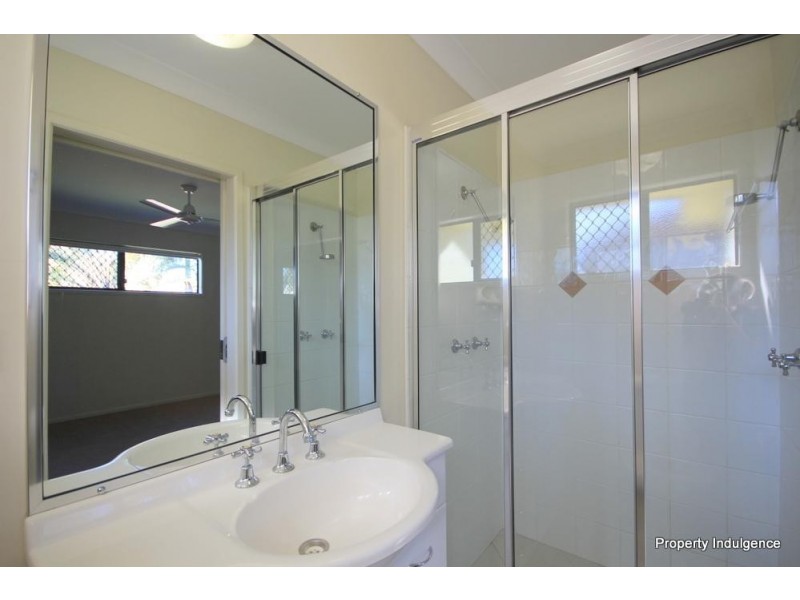 4a Panama Court, Burdell QLD 4818