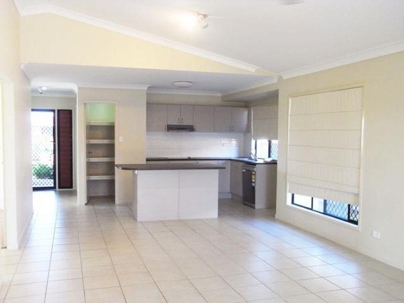 4a Panama Court, Burdell QLD 4818