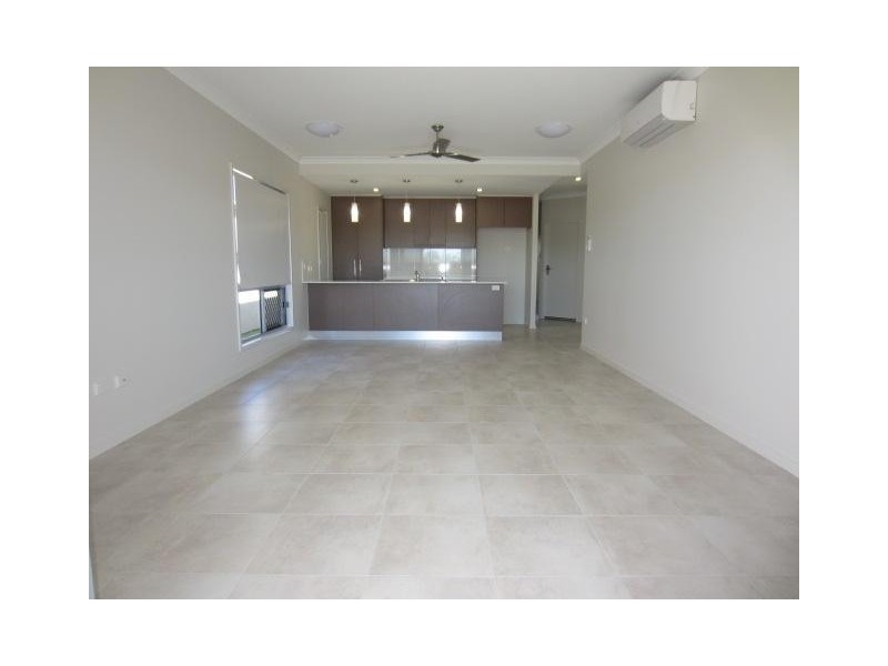 16 Dahlia Street, Burdell QLD 4818