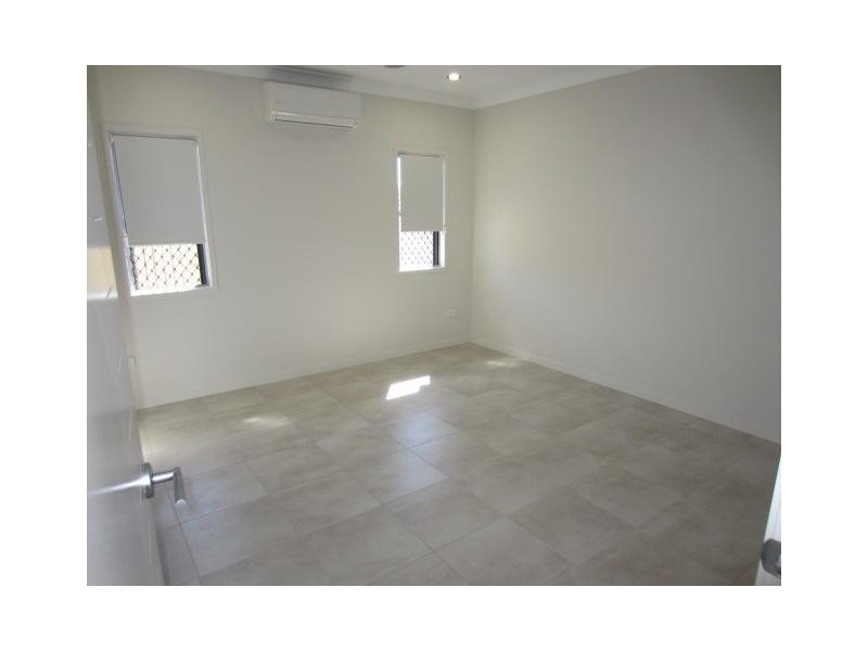 16 Dahlia Street, Burdell QLD 4818