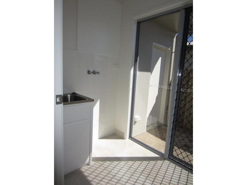 16 Dahlia Street, Burdell QLD 4818