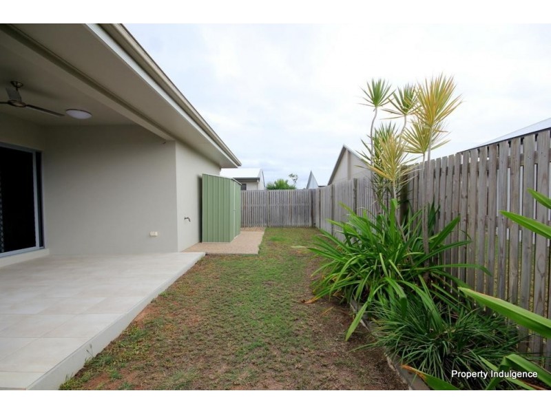 16 Dahlia Street, Burdell QLD 4818