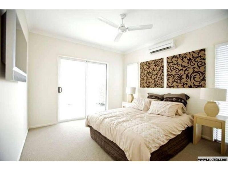 22 Dunlop Street, Kelso QLD 4815