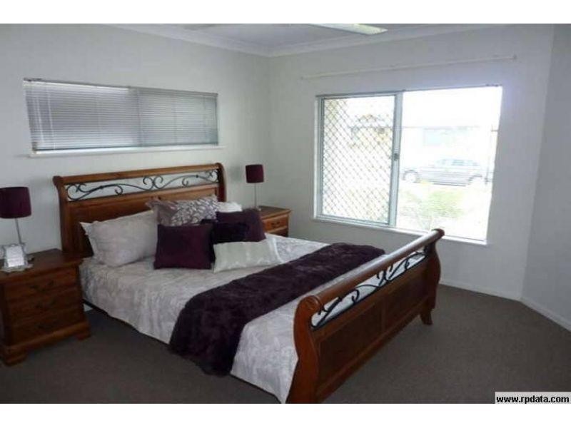 22 Dunlop Street, Kelso QLD 4815