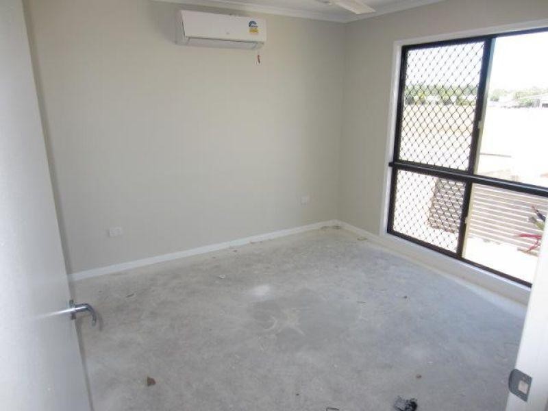 6 Beach Court, Balgal Beach QLD 4816