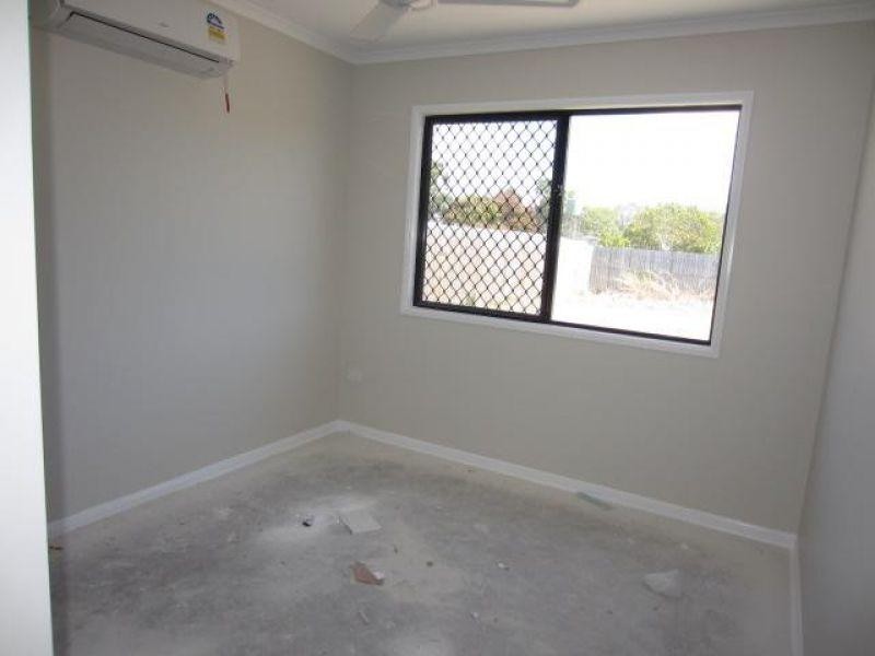 6 Beach Court, Balgal Beach QLD 4816