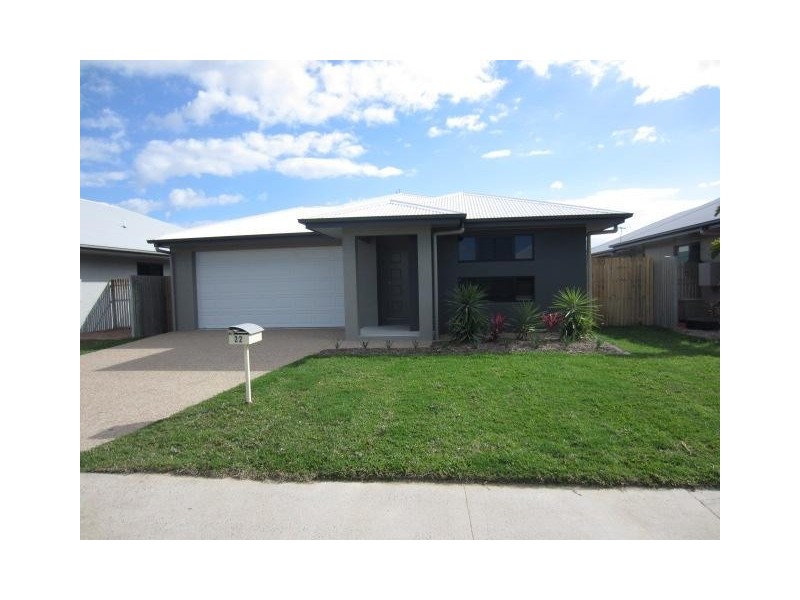 22 Iona Avenue, Burdell QLD 4818