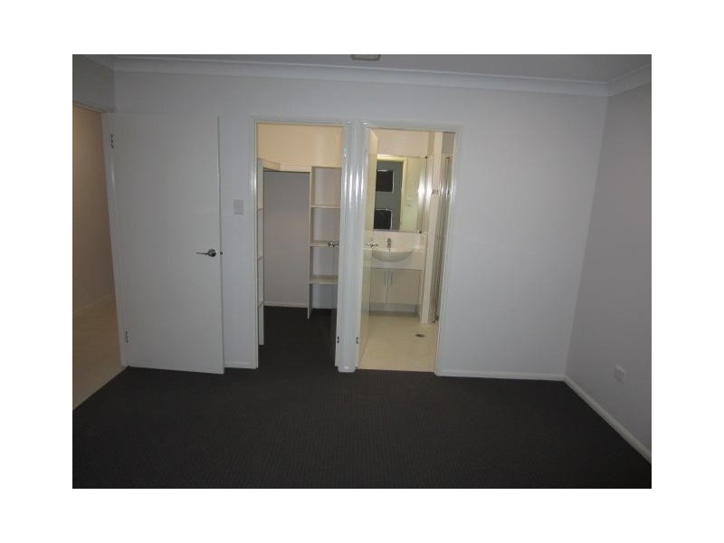 22 Iona Avenue, Burdell QLD 4818