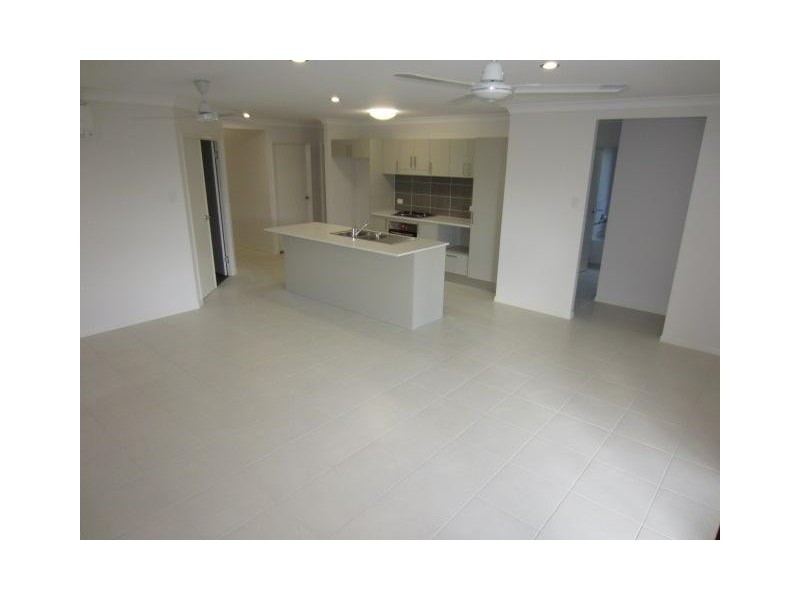 22 Iona Avenue, Burdell QLD 4818