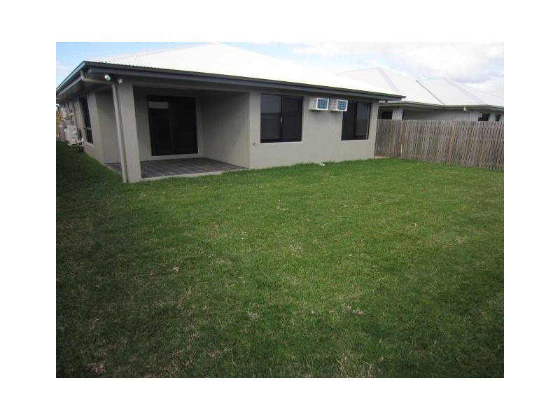 22 Iona Avenue, Burdell QLD 4818