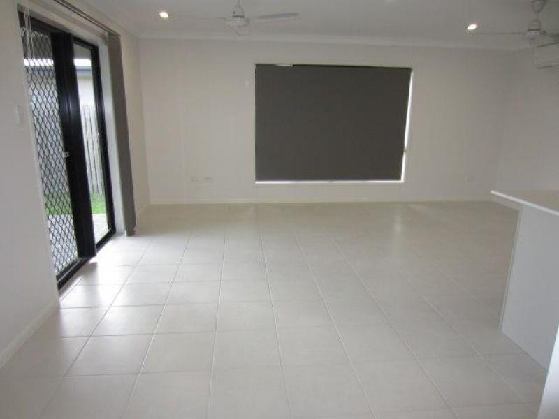 22 Iona Avenue, Burdell QLD 4818