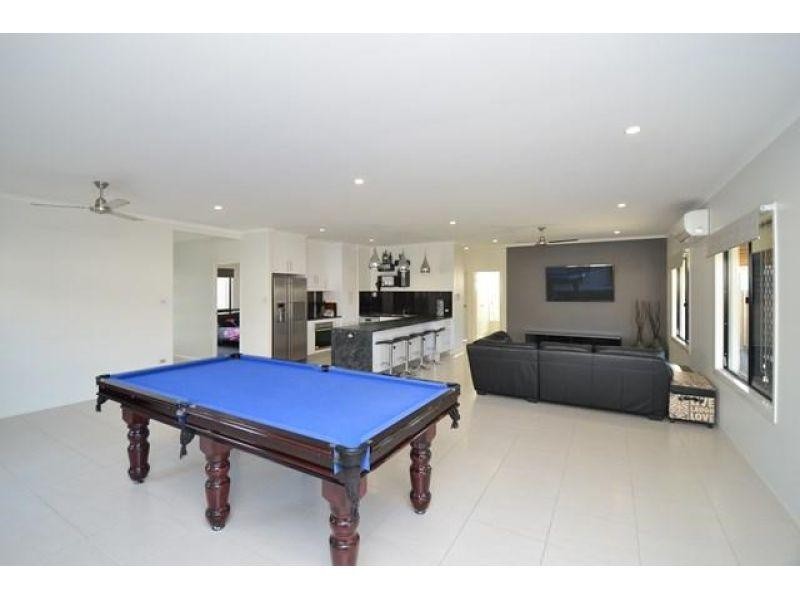 68 Daydream Circuit, Burdell QLD 4818