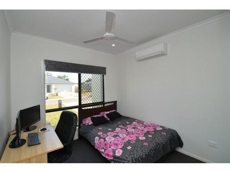 68 Daydream Circuit, Burdell QLD 4818