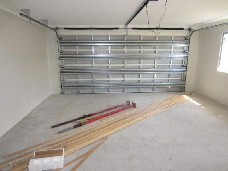 2 Esperance Drive, Mount Low QLD 4818