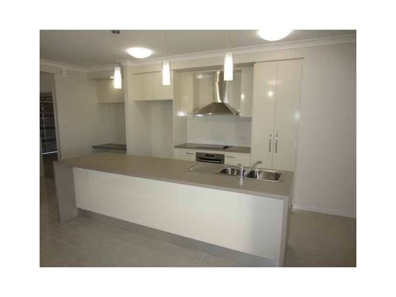 87 Sunhaven Boulevard, Burdell QLD 4818