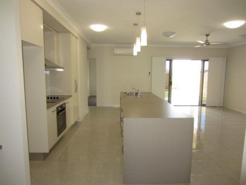 87 Sunhaven Boulevard, Burdell QLD 4818