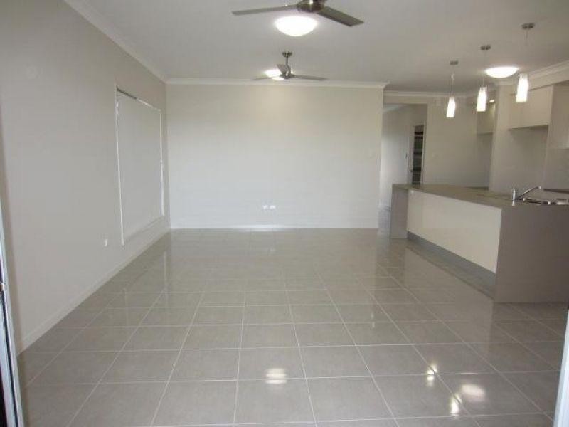 87 Sunhaven Boulevard, Burdell QLD 4818
