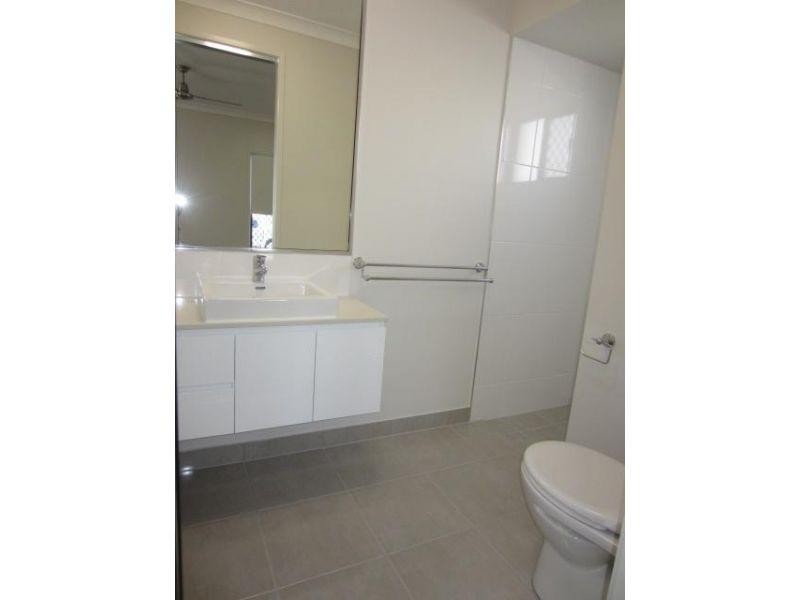 87 Sunhaven Boulevard, Burdell QLD 4818