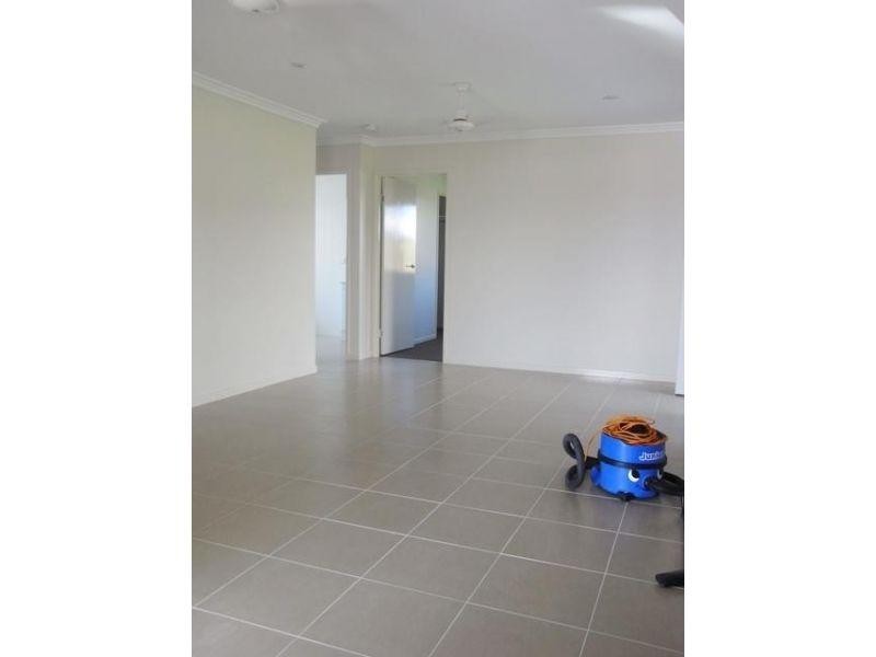 19 Baros Street, Burdell QLD 4818