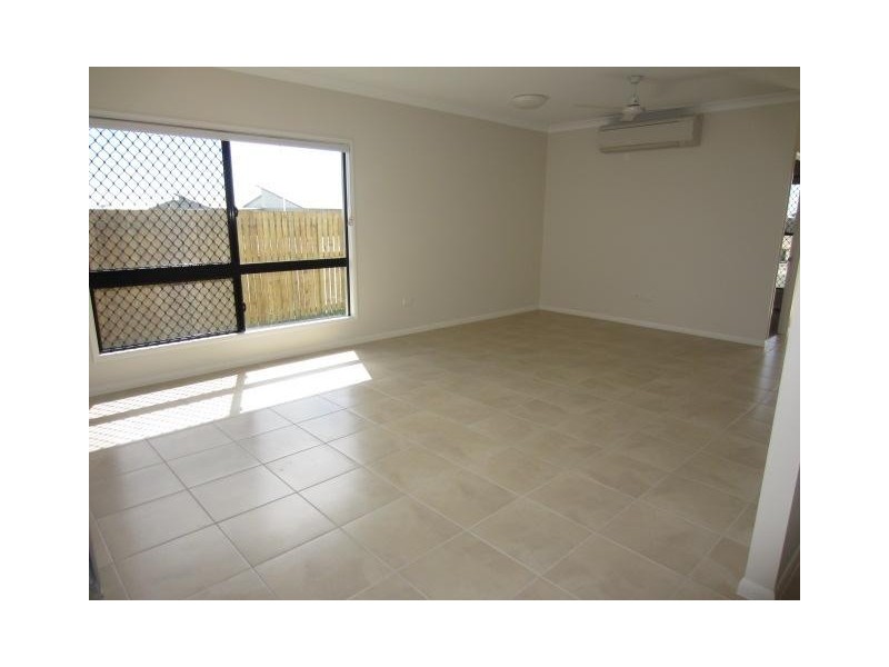 24 Tasman Circuit, Burdell QLD 4818