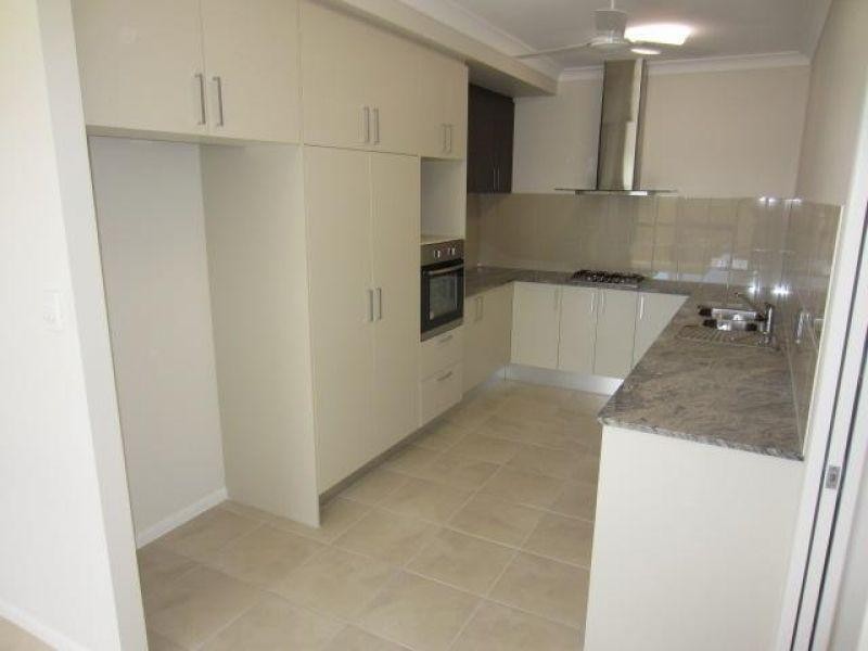 24 Tasman Circuit, Burdell QLD 4818