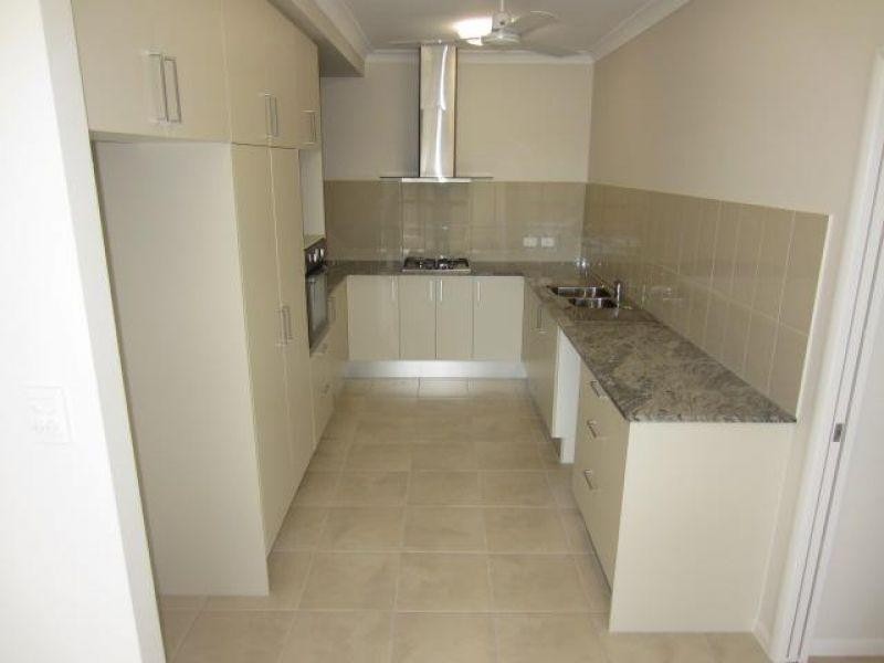 24 Tasman Circuit, Burdell QLD 4818