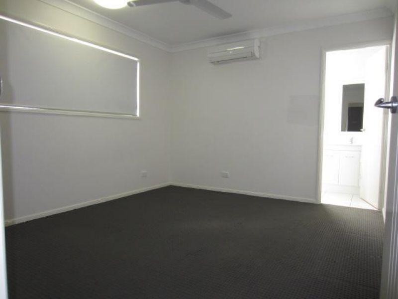 8 Nikao Street, Burdell QLD 4818