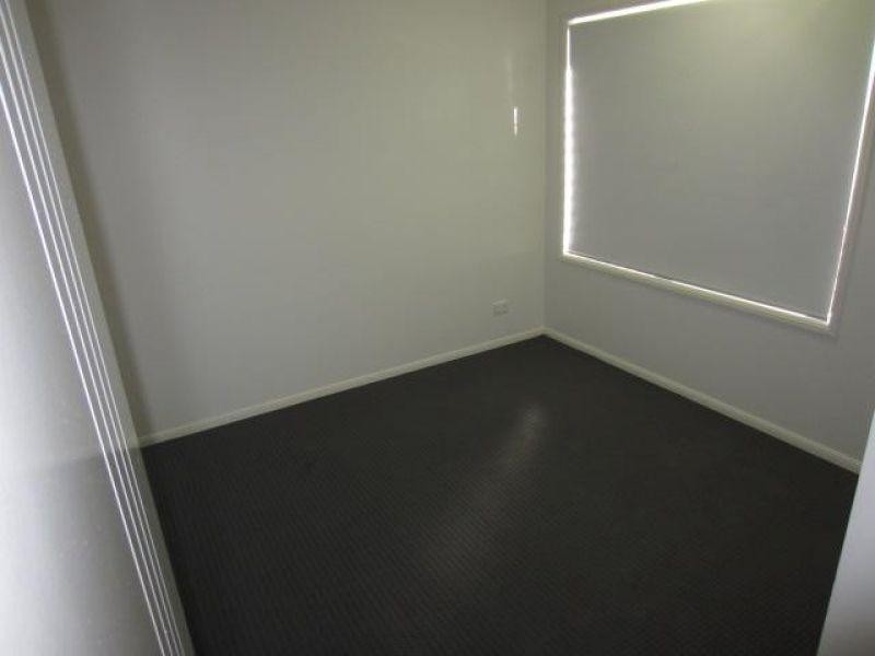 8 Nikao Street, Burdell QLD 4818