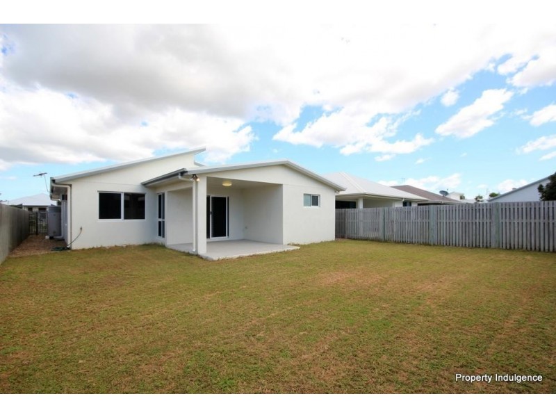 8 Nikao Street, Burdell QLD 4818