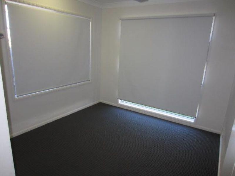 8 Nikao Street, Burdell QLD 4818