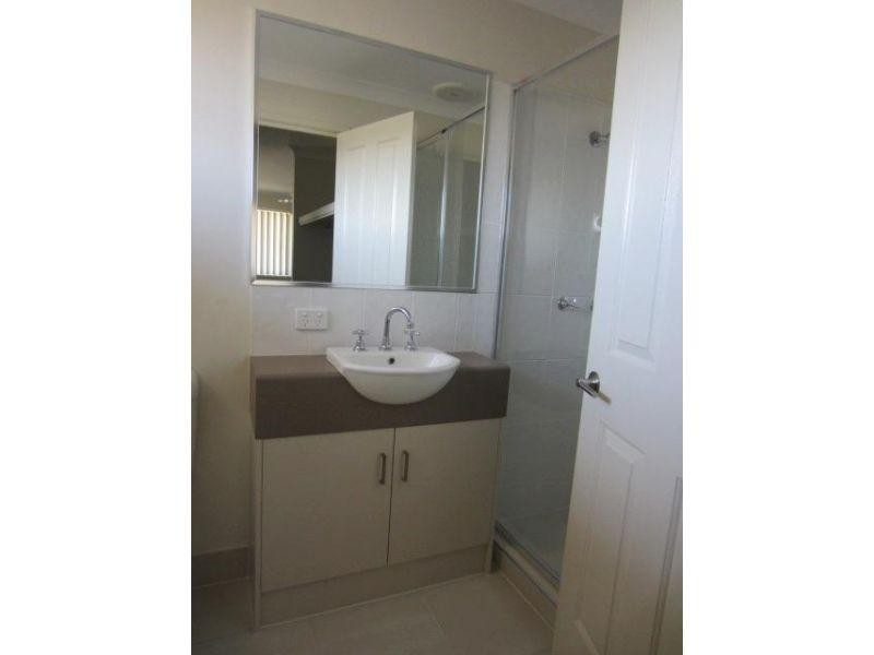 29 Epping Way, Mount Low QLD 4818