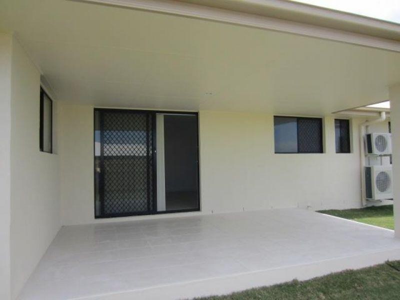 29 Epping Way, Mount Low QLD 4818