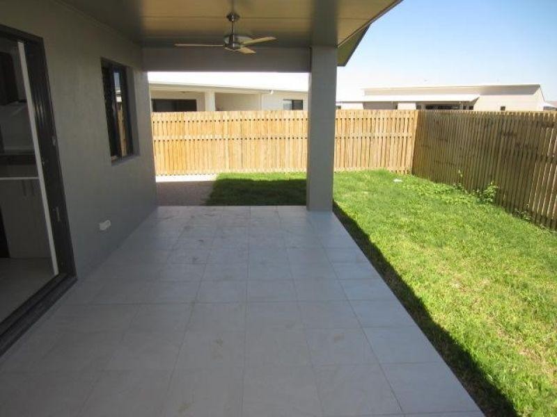 6  Cato Street, Burdell QLD 4818