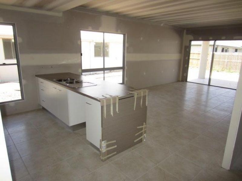 19 Yanuca Street, Burdell QLD 4818