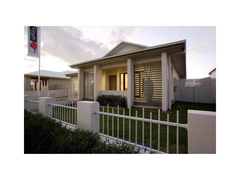 11 Cherington Boulevard, Shaw QLD 4818