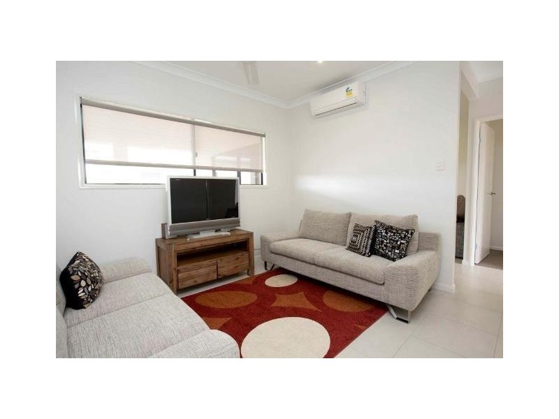 11 Cherington Boulevard, Shaw QLD 4818