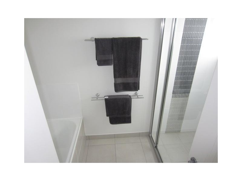 11 Cherington Boulevard, Shaw QLD 4818