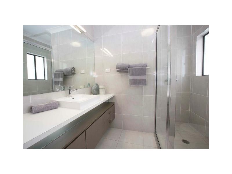 11 Cherington Boulevard, Shaw QLD 4818