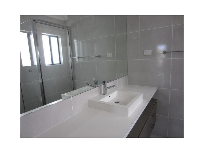 11 Cherington Boulevard, Shaw QLD 4818