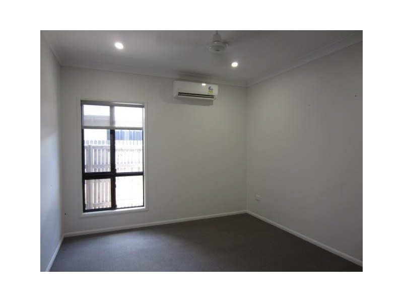 11 Cherington Boulevard, Shaw QLD 4818