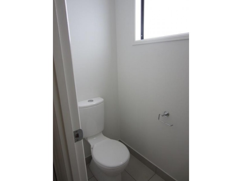 11 Cherington Boulevard, Shaw QLD 4818