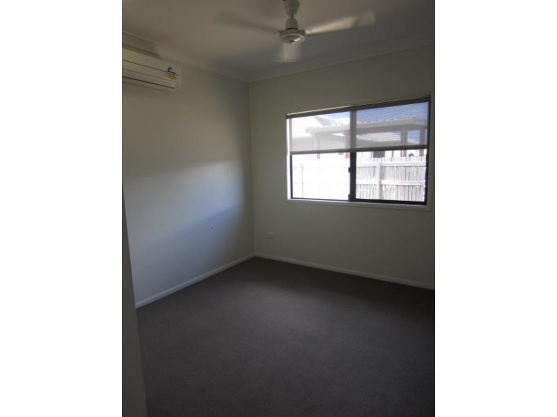 11 Cherington Boulevard, Shaw QLD 4818