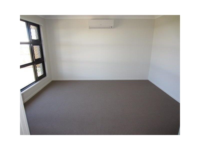 12A Stella Street, Kelso QLD 4815