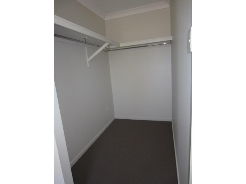 12A Stella Street, Kelso QLD 4815