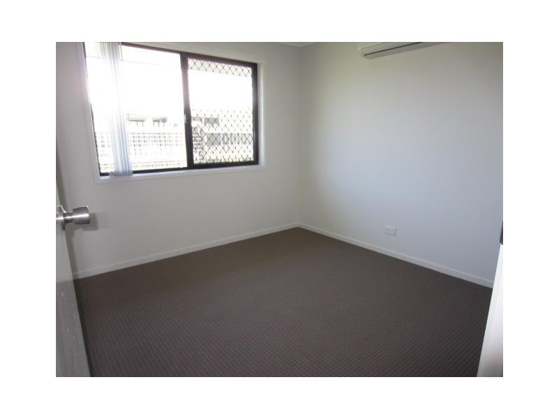 12A Stella Street, Kelso QLD 4815