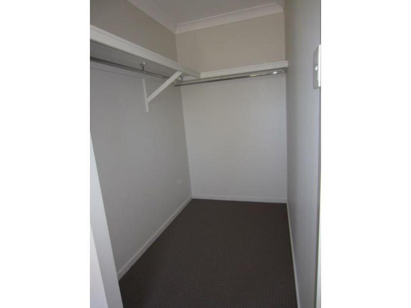 12A Stella Street, Kelso QLD 4815