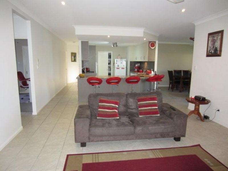 16  Woodwark Drive, Bushland Beach QLD 4818