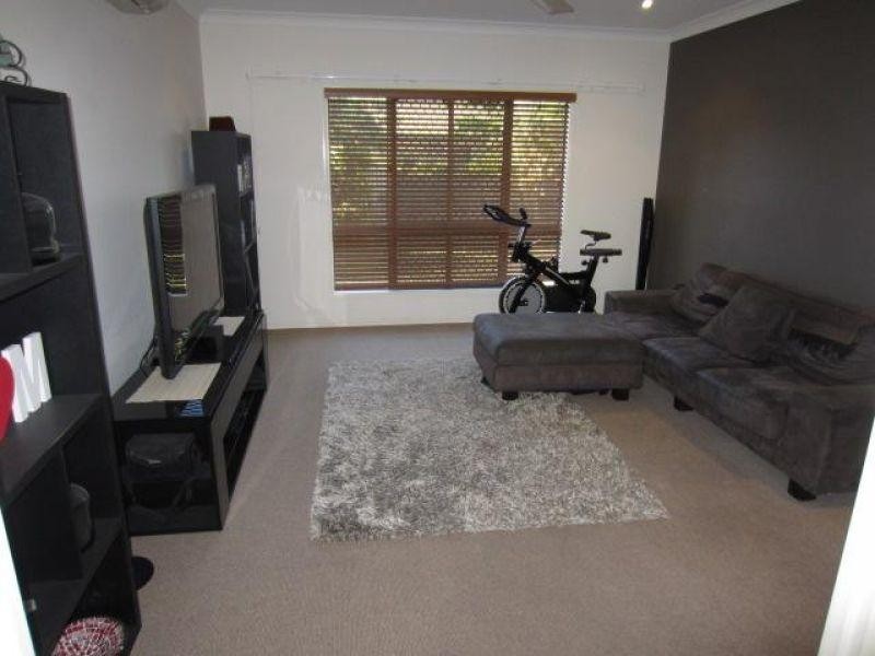 16  Woodwark Drive, Bushland Beach QLD 4818