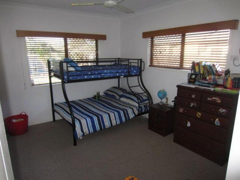 16  Woodwark Drive, Bushland Beach QLD 4818